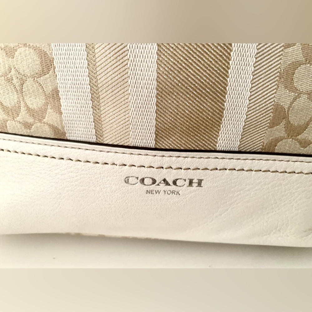 COACH bag LEGACY 2012 NWT condition Duffle Khaki Ivory Signature Glitter Stripe - Picture 7 of 10